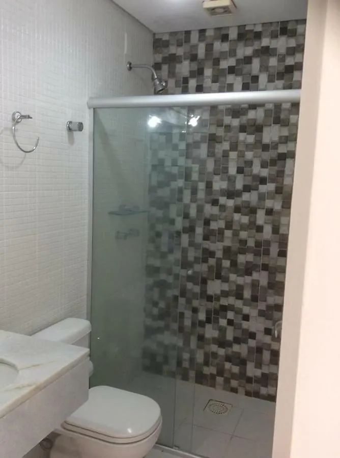 דירה Florianópolis Bem Localizado Com Sacada, Churrasqueira, Garagem E Split